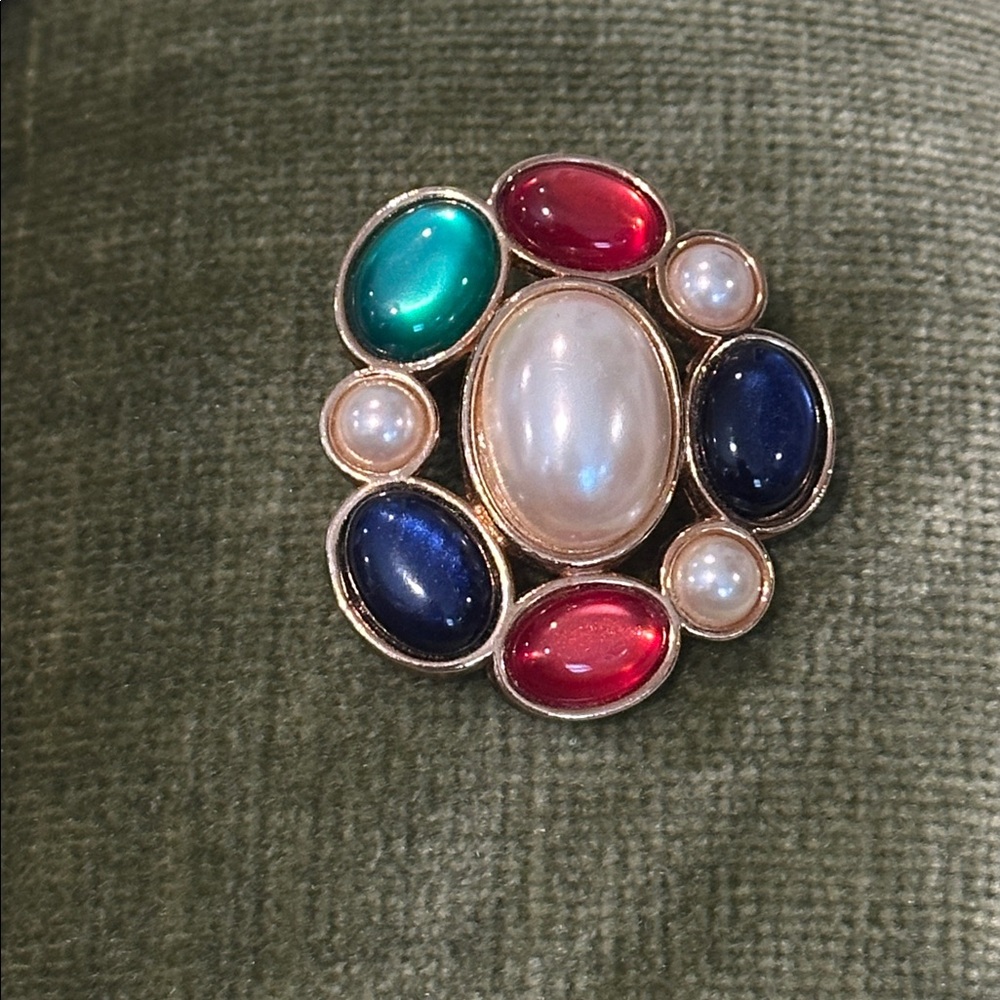 Vintage Avon “Jeweled Classics” Gold Tone Faux Pearl and Cabochon Brooch
